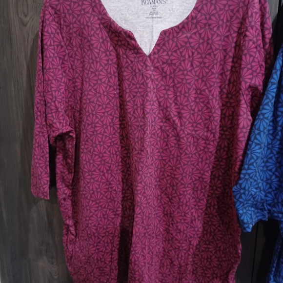 Roaman's Women Tops - Red and Blue Floral - Picture 3 of 6